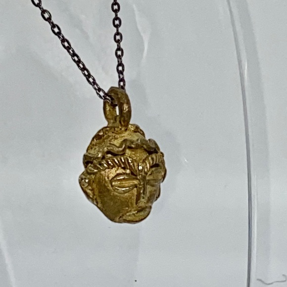 Tribal Mask Necklace - Picture 4 of 11